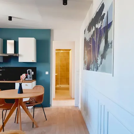 L'elegance Aux Portes Des Caves Apartment *