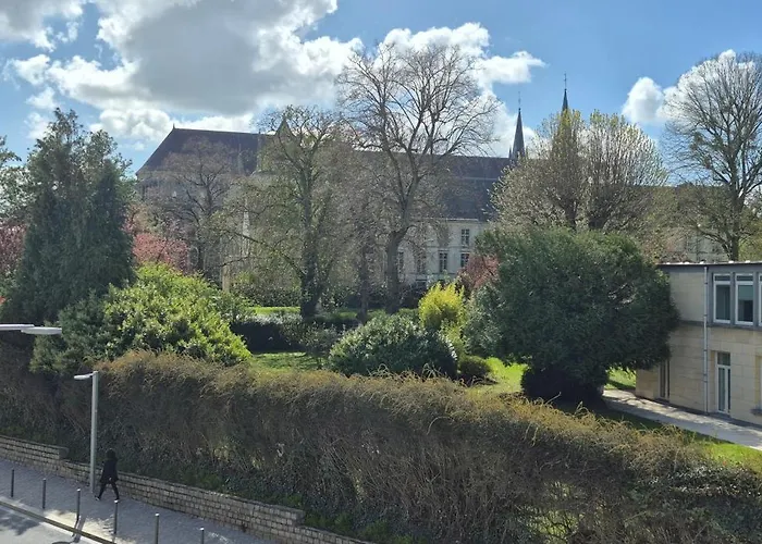 Lejlighed L'elegance Aux Portes Des Caves Reims